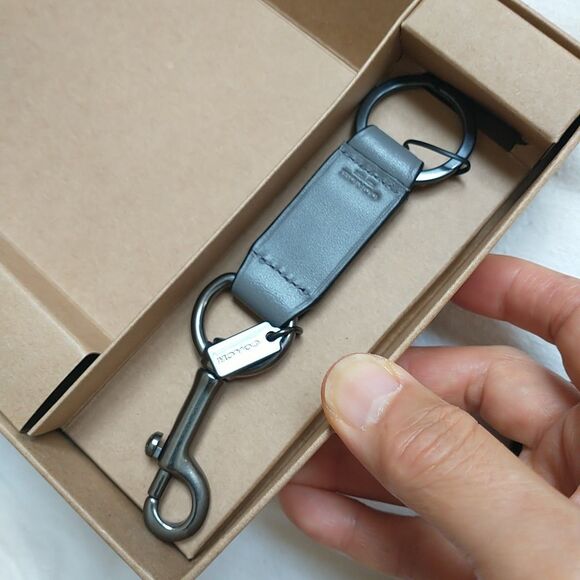 COACH Slim Zip Around Wallet Heringbone F73111 QB Black Multi Wrist New - Picture 8 of 14